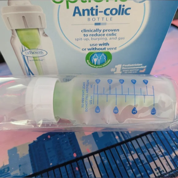 Dr. Brown's Anti-Colic Baby Bottle - White - Picture 3 of 4